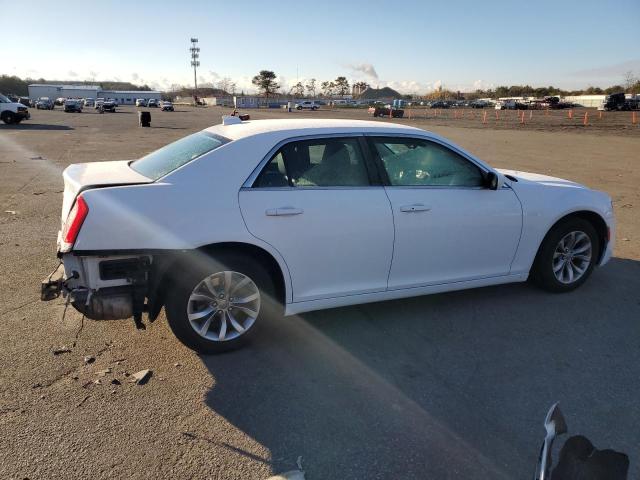 Photo 3 from auction – 2015 CHRYSLER 300 LIMITE with VIN 2C3CCAAGXFH742985