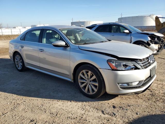 Photo 4 from auction – 2012 VOLKSWAGEN PASSAT SEL with VIN 1VWCP7A36CC021283