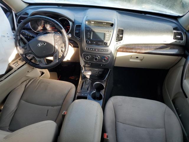 Photo 8 from auction – 2015 KIA SORENTO LX with VIN 5XYKT3A67FG553834