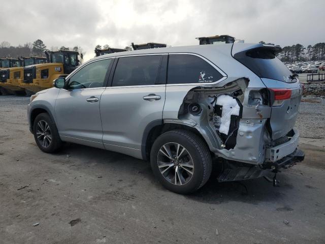 Фото 2 с аукциона – 2017 TOYOTA HIGHLANDER с VIN 5TDBZRFHXHS385995