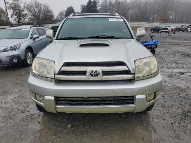 Photo 5 from auction – 2004 TOYOTA 4RUNNER SR with VIN JTEZU14R148009352