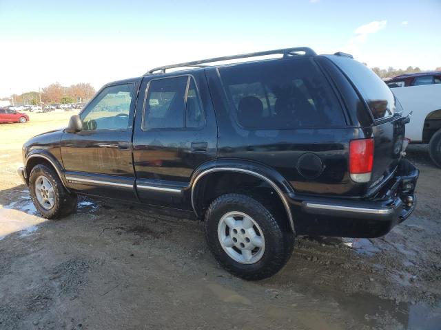 Photo 2 from auction – 1998 CHEVROLET BLAZER with VIN 1GNDT13W4W2107054