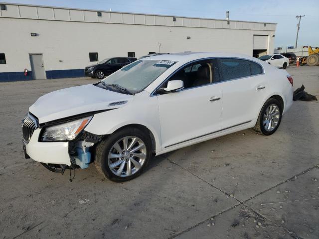 BUICK LACROSSE 2016 with VIN 1G4GB5G30GF123192 - Photo from auction