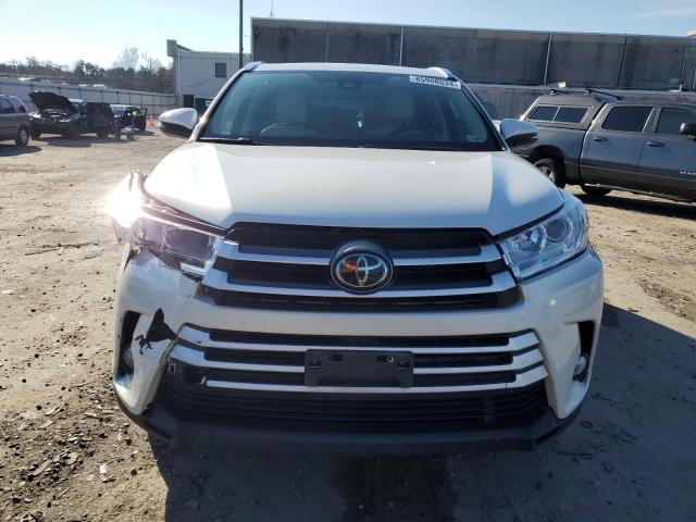 Photo 5 from auction – 2017 TOYOTA HIGHLANDER with VIN 5TDJZRFH5HS511384
