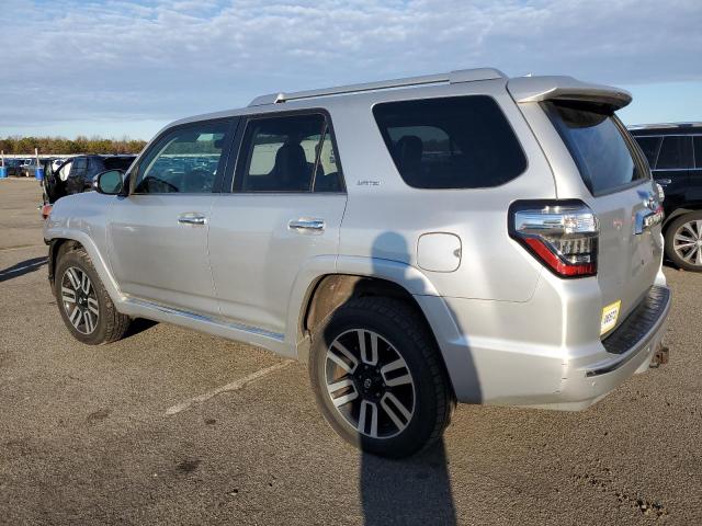 Photo 2 from auction – 2015 TOYOTA 4RUNNER SR with VIN JTEBU5JR2F5213451