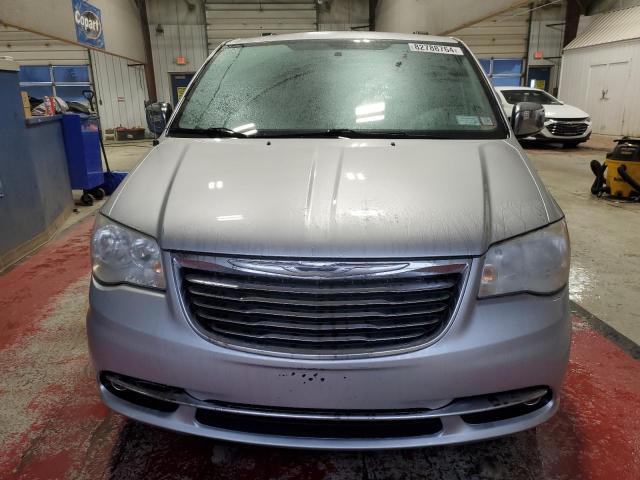Photo 5 from auction – 2011 CHRYSLER TOWN & COU with VIN 2A4RR8DG6BR705150