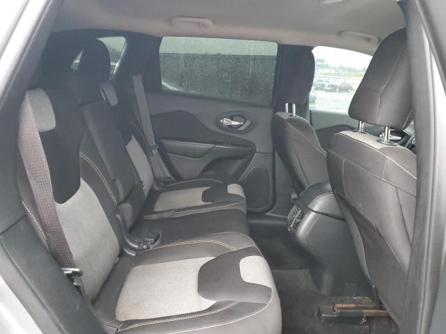 Photo 11 from auction – 2015 JEEP CHEROKEE S with VIN 1C4PJLAB5FW669724
