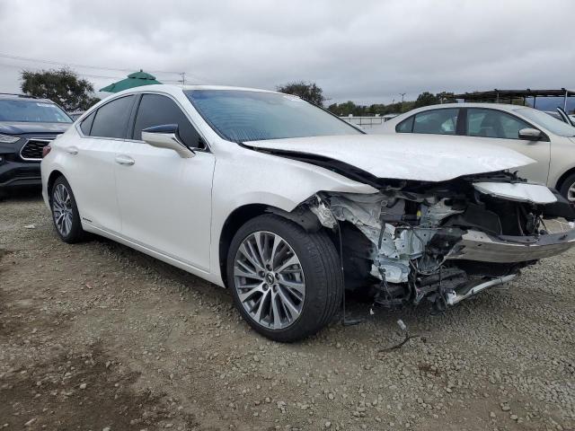 Photo 4 from auction – 2021 LEXUS ES 300H with VIN 58ADA1C17MU002534
