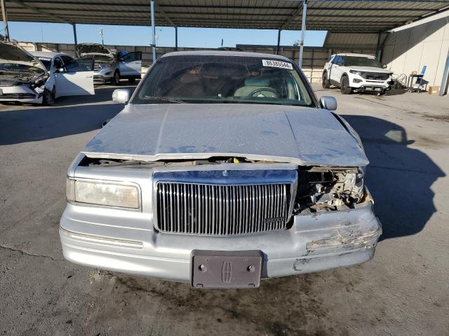Photo 5 from auction – 1997 LINCOLN TOWN CAR E with VIN 1LNLM81W3VY669872