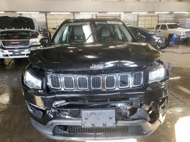 Photo 5 from auction – 2017 JEEP COMPASS LA with VIN 3C4NJDBB2HT628973