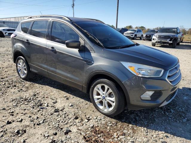 Photo 4 from auction – 2018 FORD ESCAPE SE with VIN 1FMCU0GD0JUA74342