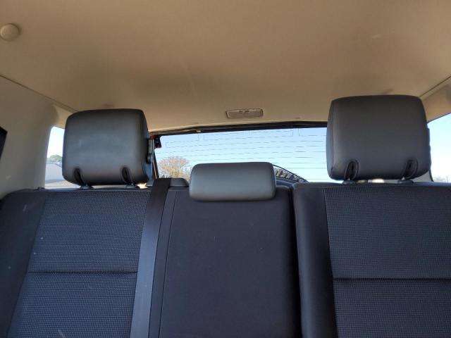 Photo 10 from auction – 2011 TOYOTA FJ CRUISER with VIN JTEZU4BF6BK011043