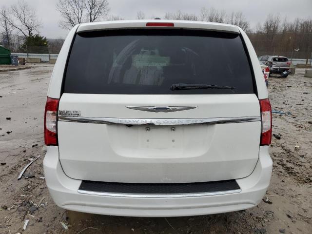 Photo 6 from auction – 2015 CHRYSLER TOWN & COU with VIN 2C4RC1CG7FR697145