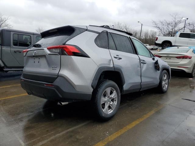 Photo 3 from auction – 2022 TOYOTA RAV4 XLE with VIN 2T3P1RFV3NC262196