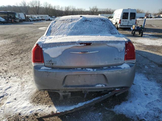 Photo 6 from auction – 2017 CHRYSLER 300C PLATI with VIN 2C3CCASG1HH534138