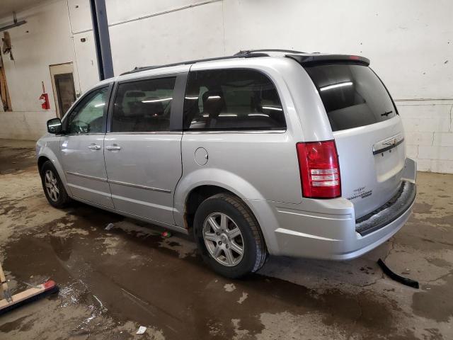 Photo 2 from auction – 2010 CHRYSLER TOWN & COU with VIN 2A4RR5D16AR229202