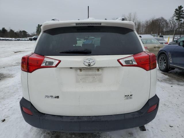 Photo 6 from auction – 2015 TOYOTA RAV4 XLE with VIN JTMRFREVXFD130321