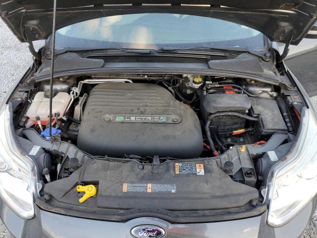 Photo 11 from auction – 2015 FORD FOCUS BEV with VIN 1FADP3R46FL208661