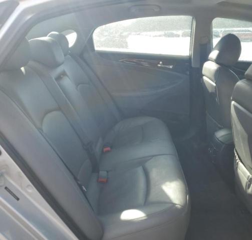 Photo 10 from auction – 2013 HYUNDAI SONATA SE with VIN 5NPEC4AC4DH704563