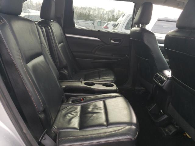 Foto 11 de la subasta – 2016 TOYOTA HIGHLANDER con VIN 5TDJKRFH5GS237784