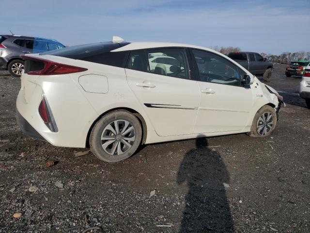 Photo 3 from auction – 2018 TOYOTA PRIUS PRIM with VIN JTDKARFP6J3088843