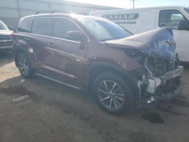 Photo 4 from auction – 2018 TOYOTA HIGHLANDER with VIN 5TDJZRFH2JS845538