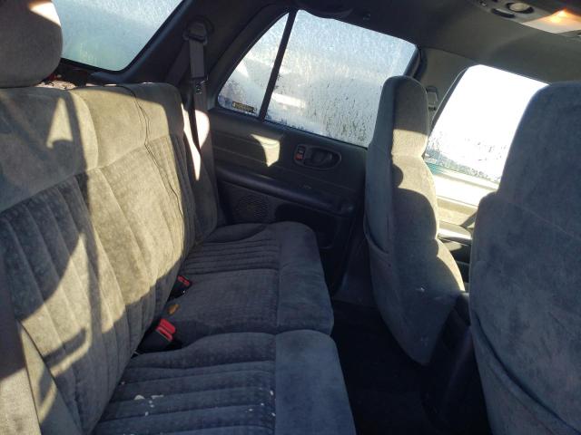 Photo 10 from auction – 2002 CHEVROLET BLAZER with VIN 1GNDT13W12K144430
