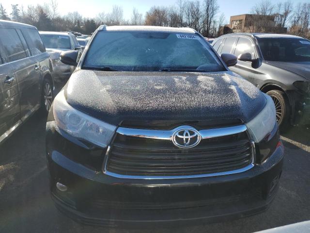 Photo 5 from auction – 2015 TOYOTA HIGHLANDER with VIN 5TDJKRFH2FS142100