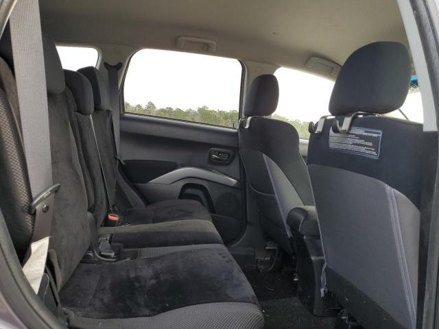 Photo 11 from auction – 2010 MITSUBISHI OUTLANDER with VIN JA4AS2AW2AZ004118
