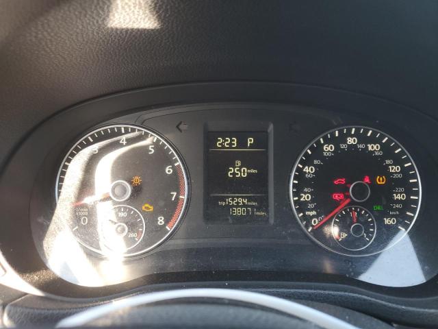 Photo 9 from auction – 2015 VOLKSWAGEN PASSAT S with VIN 1VWAT7A36FC022943