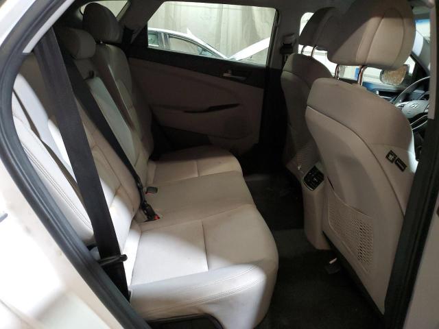 Photo 11 from auction – 2017 HYUNDAI TUCSON LIM with VIN KM8J3CA21HU370581