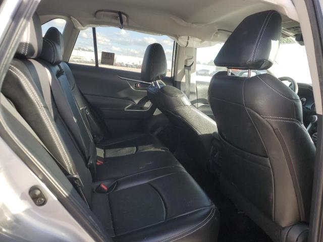 Photo 11 from auction – 2022 TOYOTA RAV4 LE with VIN 2T3H1RFV6NC173551