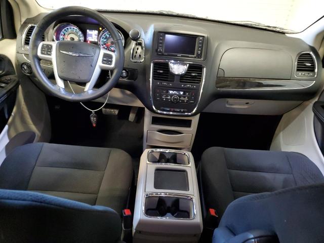 Photo 8 from auction – 2016 CHRYSLER TOWN & COU with VIN 2C4RC1BG7GR255369