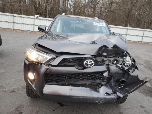 Photo 5 from auction – 2016 TOYOTA 4RUNNER SR with VIN JTEBU5JR3G5375798