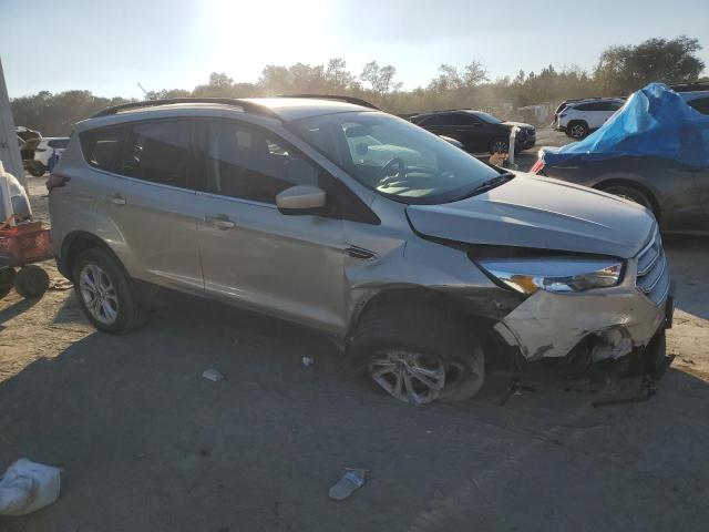 Photo 4 from auction – 2018 FORD ESCAPE SE with VIN 1FMCU9GD3JUD53515