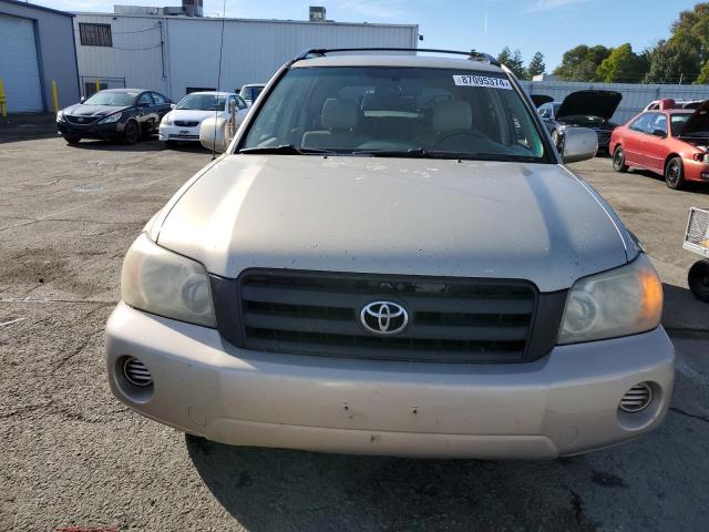 Photo 5 from auction – 2005 TOYOTA HIGHLANDER with VIN JTEGD21A550123124