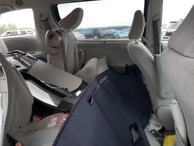 Photo 11 from auction – 2013 TOYOTA SIENNA LE with VIN 5TDKK3DC5DS306011