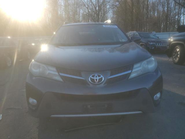 Photo 5 from auction – 2015 TOYOTA RAV4 XLE with VIN JTMRFREV8FJ020918