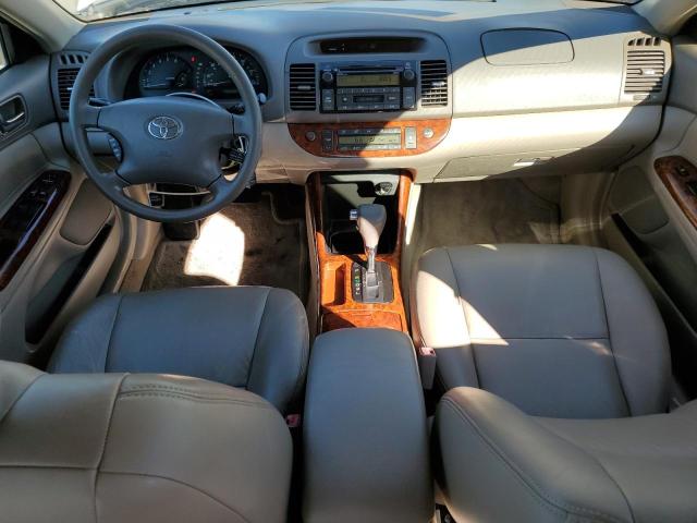 Photo 8 from auction – 2002 TOYOTA CAMRY LE with VIN JTDBE30K320119094