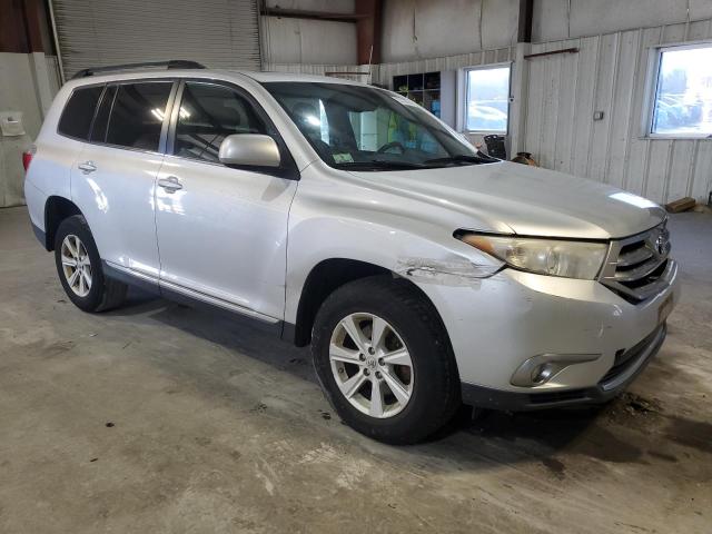 Photo 4 from auction – 2012 TOYOTA HIGHLANDER with VIN 5TDBK3EHXCS093243
