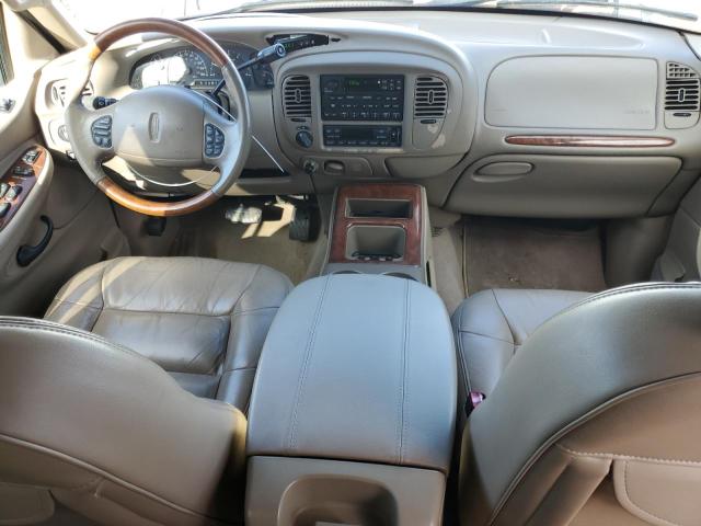 Photo 8 from auction – 2000 LINCOLN NAVIGATOR with VIN 5LMPU28A8YLJ00961