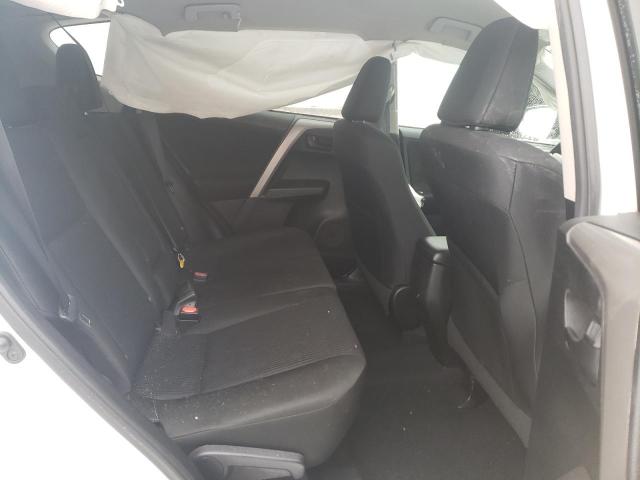 Photo 11 from auction – 2017 TOYOTA RAV4 LE with VIN 2T3BFREV1HW637079