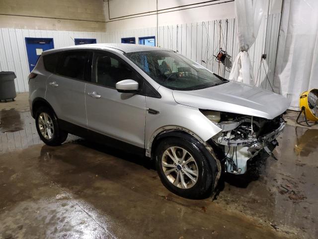 Photo 4 from auction – 2017 FORD ESCAPE SE with VIN 1FMCU9GD4HUC16271