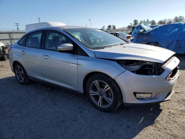 Photo 4 from auction – 2016 FORD FOCUS SE with VIN 1FADP3FE5GL232335
