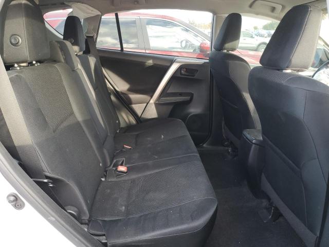 Photo 11 from auction – 2015 TOYOTA RAV4 LE with VIN 2T3ZFREV4FW160613