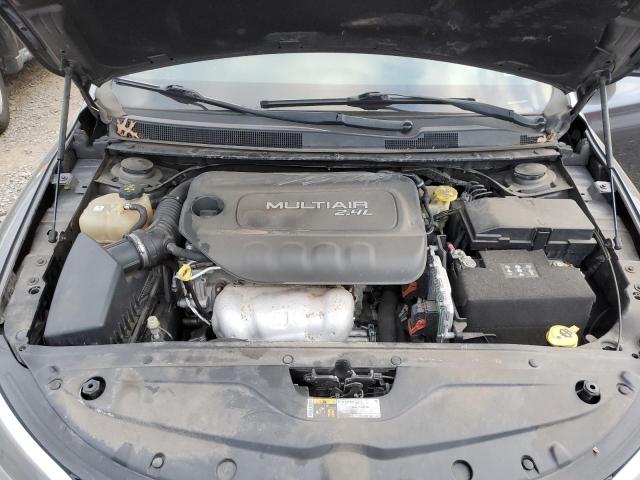 Photo 11 from auction – 2015 CHRYSLER 200 LIMITE with VIN 1C3CCCAB4FN674318