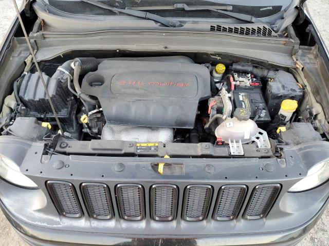 Photo 12 from auction – 2018 JEEP RENEGADE L with VIN ZACCJABB0JPH97635