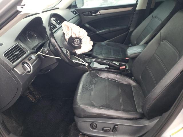 Photo 7 from auction – 2014 VOLKSWAGEN PASSAT SE with VIN 1VWBN7A35EC120410