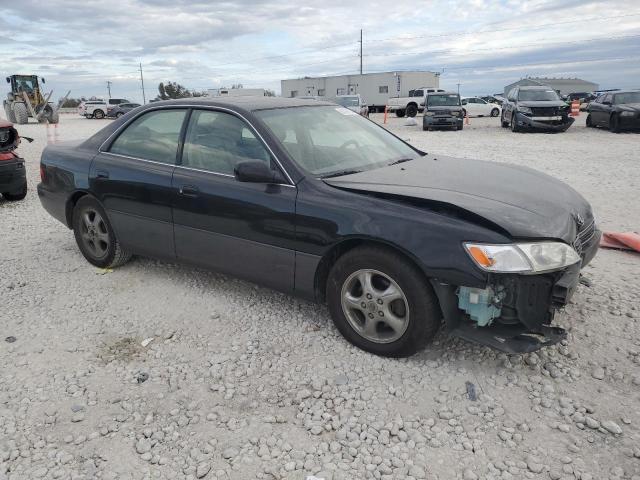 Photo 4 from auction – 1998 LEXUS ES 300 with VIN JT8BF28G1W5045513