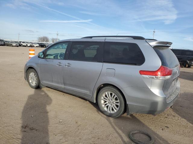 Photo 2 from auction – 2011 TOYOTA SIENNA XLE with VIN 5TDYK3DC9BS169873